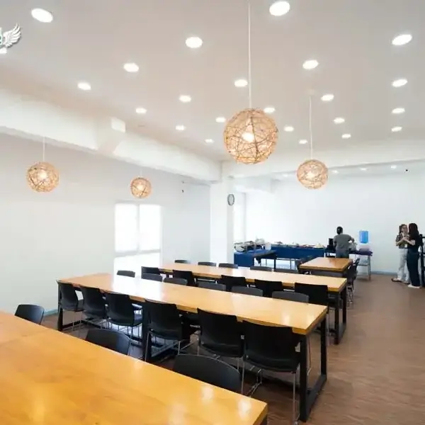 Cella 語言學校 premium校區餐廳